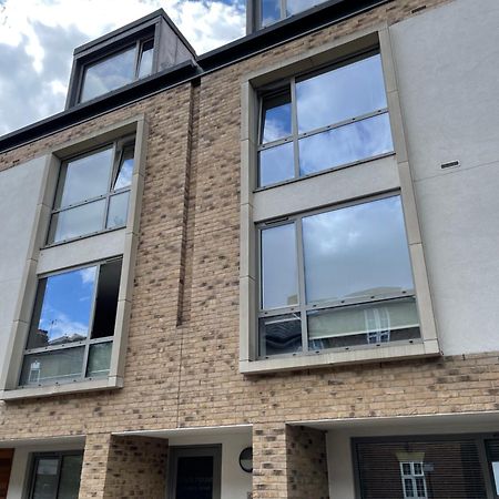 Brand New Flat In Central London With Car Park Exterior photo